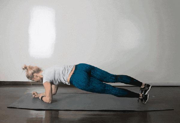 赵丽颖晒小蛮腰照蝴蝶骨线条抢镜,赵丽颖小蛮腰动作