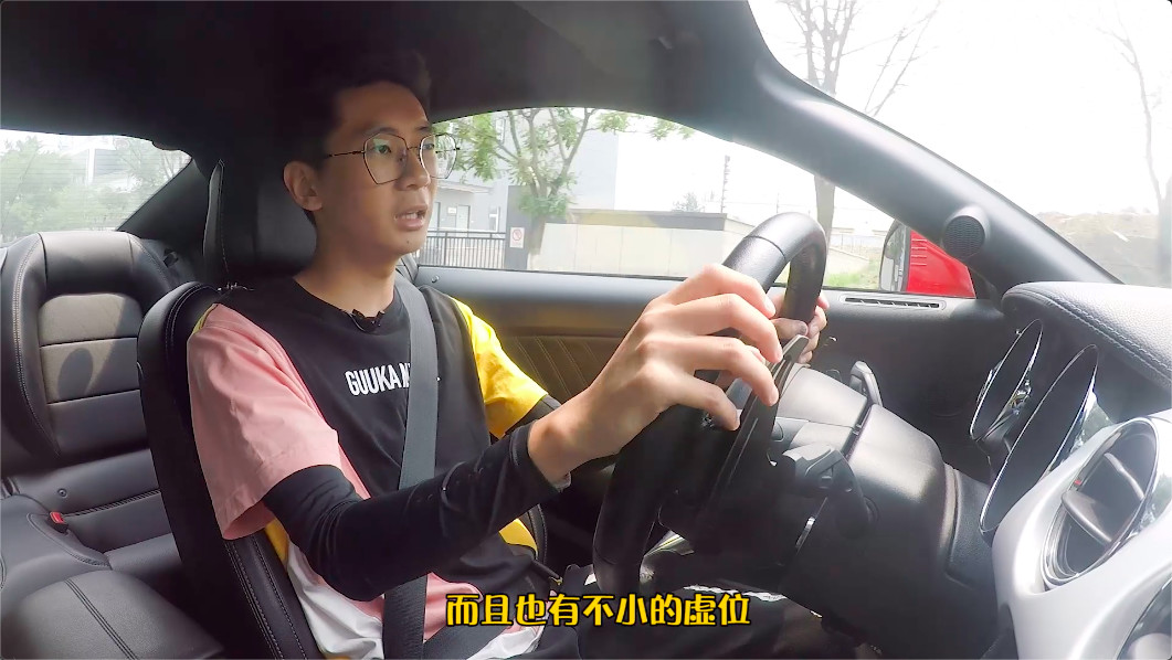 杀马特少年最爱？2.3T的Mustang究竟是野马还是野驴？