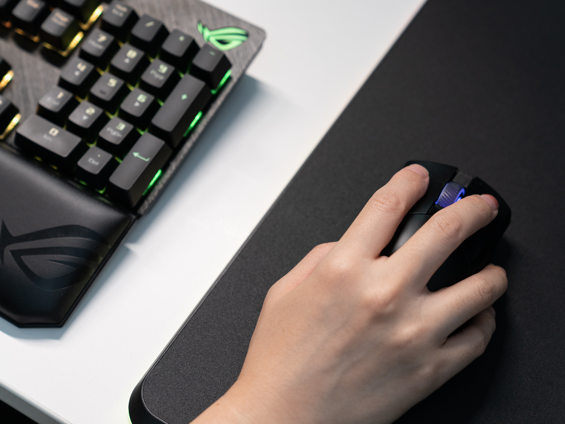 游戏桌面推荐好物,信仰桌面软件