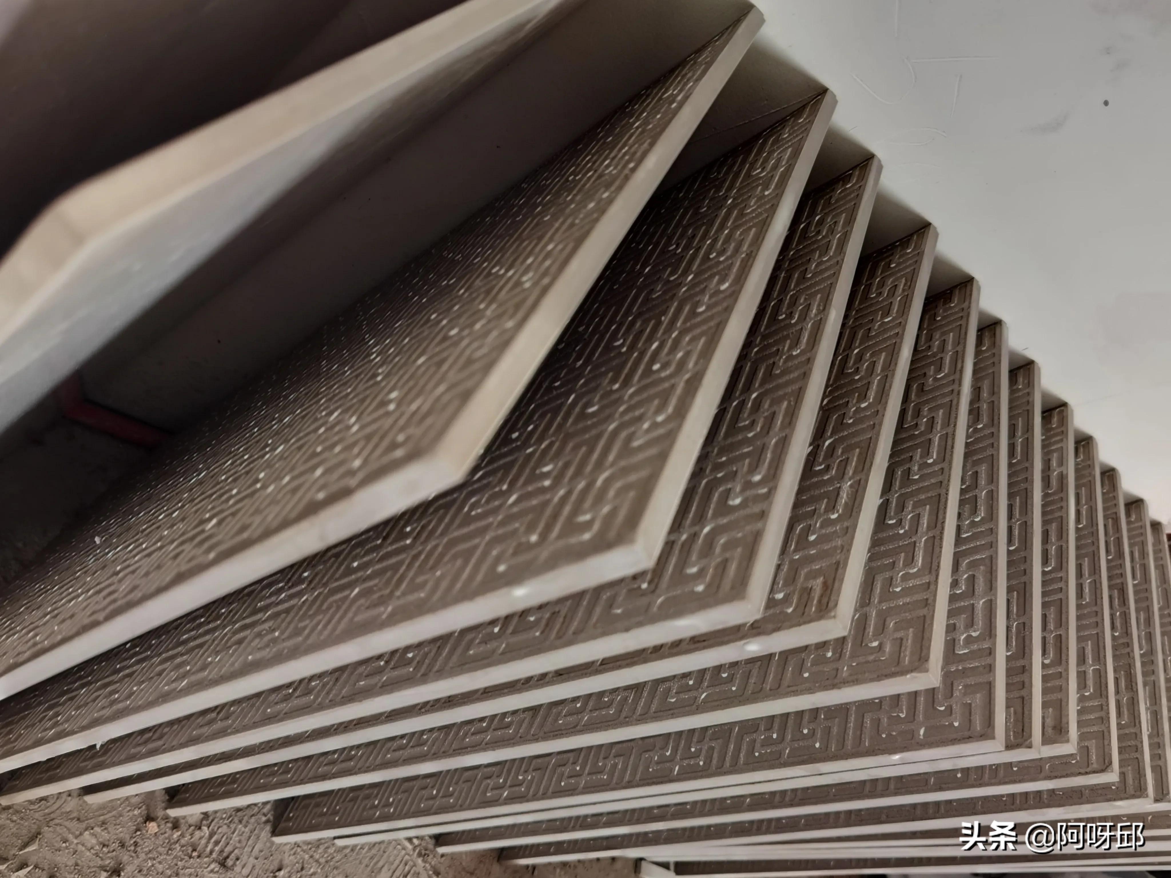 贴瓷砖后期注意什么,瓷砖铺贴的常见问题和解决方法