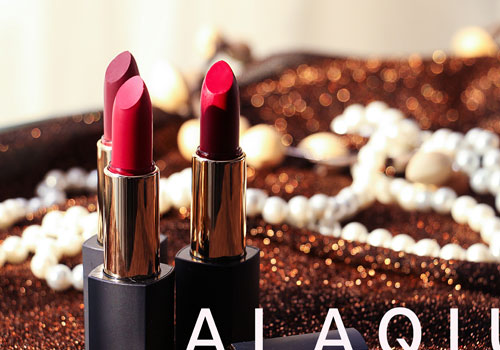 口红出汗后发白,口红出汗变滋润了