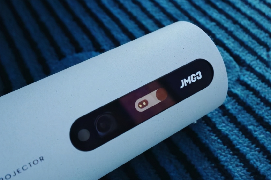 投影仪品牌推荐四个热门投影,高端旗舰投影仪品牌排行榜