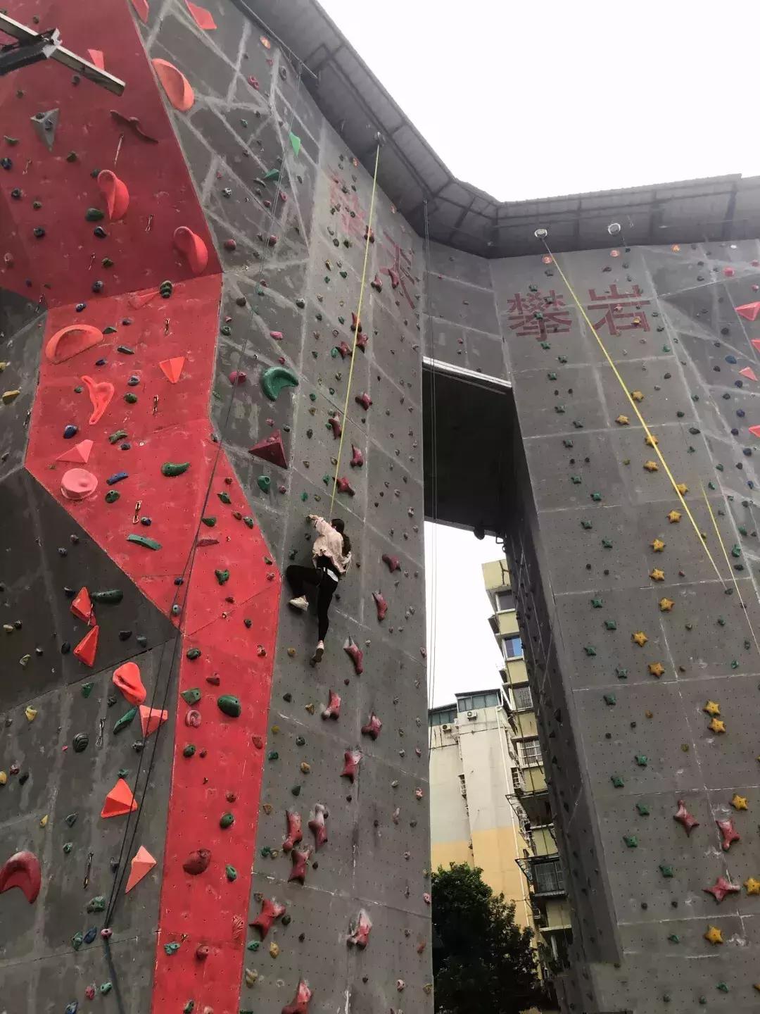 广州哪里的蹦极好玩又便宜,广州飞索蹦极玩法