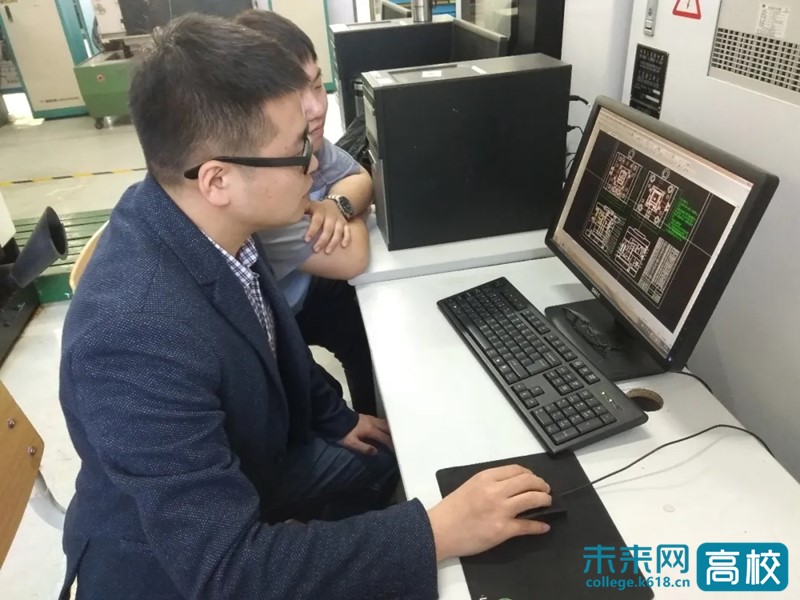 天津轻工职业技术学院疫情防控期间线上教学先进教师：孟波