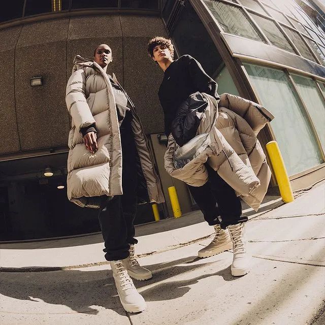 中国体育生标志的羽绒服,体育生羽绒服火了