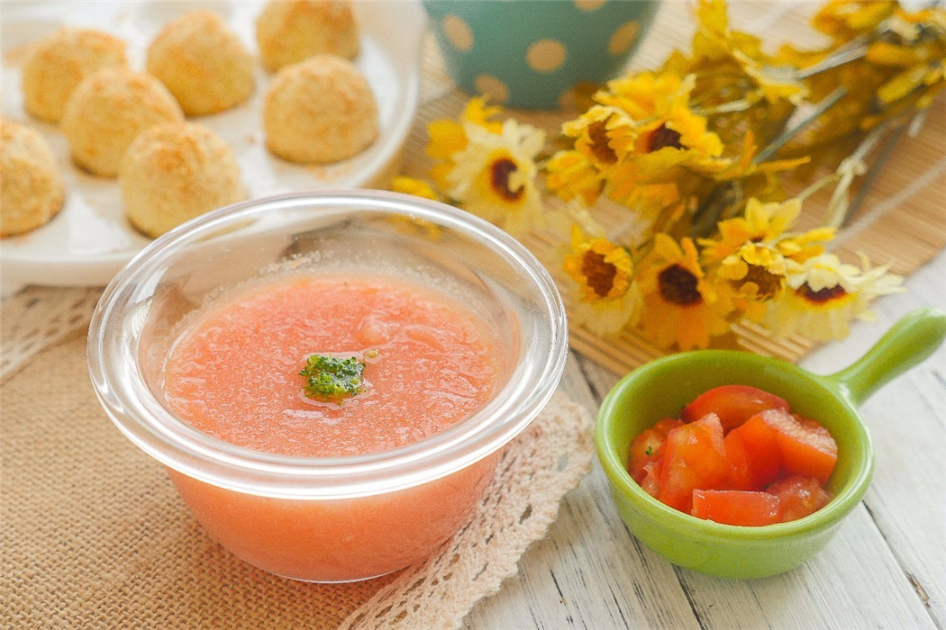 宝宝进入“厌奶期”,爸妈应该如何应对?这几点需注意