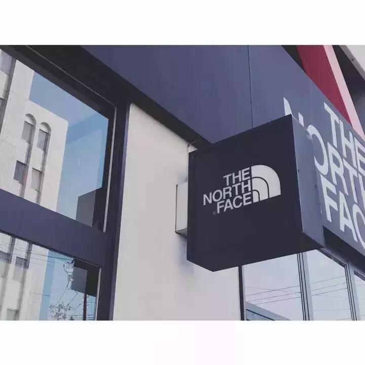 supreme戴什么配件好,supreme北面挂布