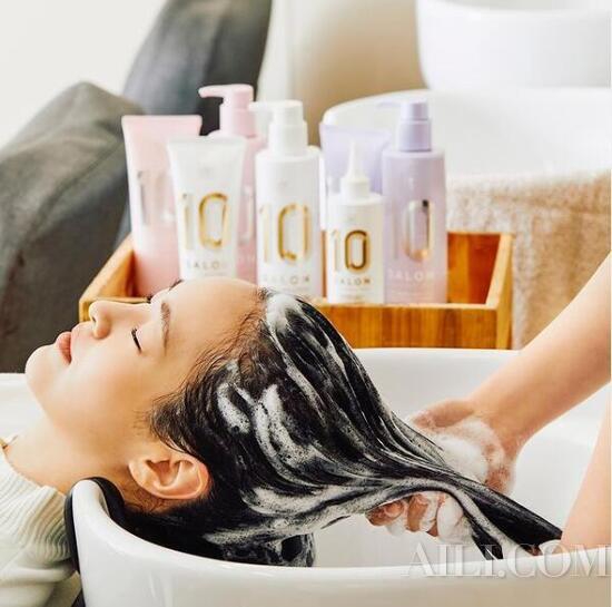 染发后干枯毛躁,染发后头发干枯用什么护理