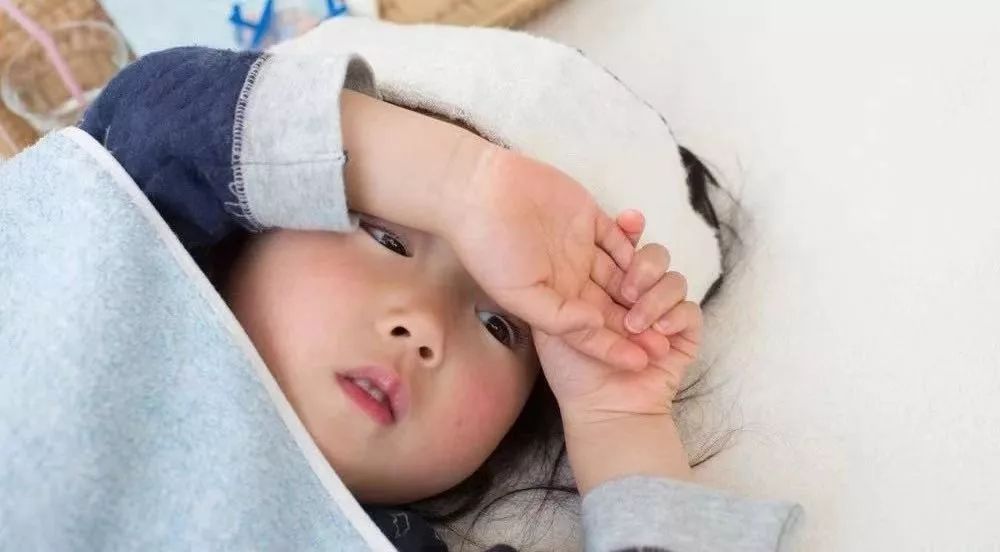 「健康」孩子感冒、嗓子疼要消炎吗？小心用错消炎药害了娃