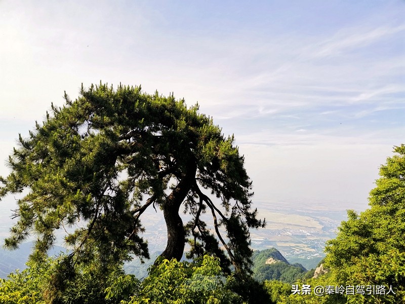 秦岭终南山南五台景区云雾环绕,秦岭终南山南五台景区游览图
