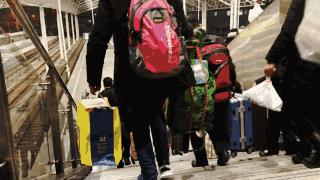 年轻人迷茫的时候看的纪录片,让人感到生活艰辛与心酸的纪录片