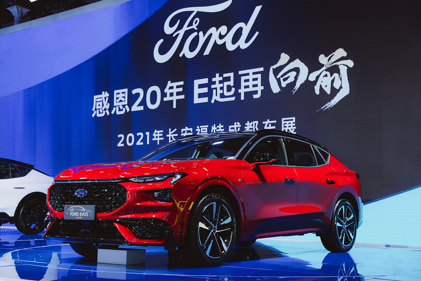 长安福特evos38号车评,长安福特evos和摩卡怎么选