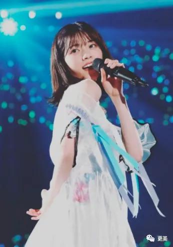 超越钟楚曦的“do脸王者”！翻了1000张照片终于知道她多牛…