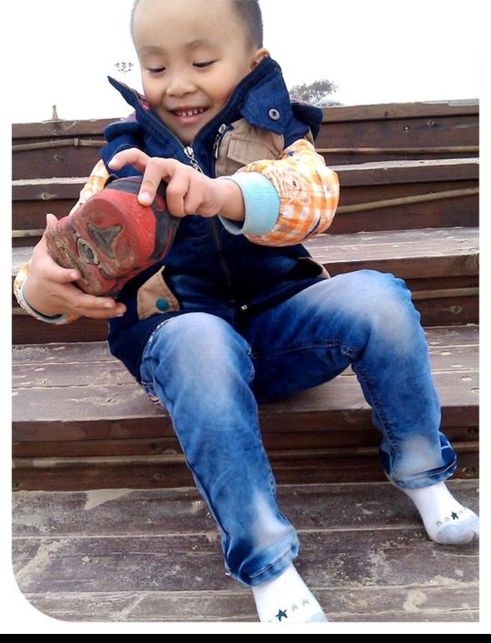 鞋里进沙子怎么防止,沙粒进眼里了怎么办