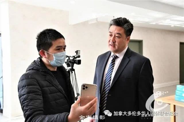 华*总联**会从中国采购支援加拿大抗疫第二批十万个口罩抵达多伦多