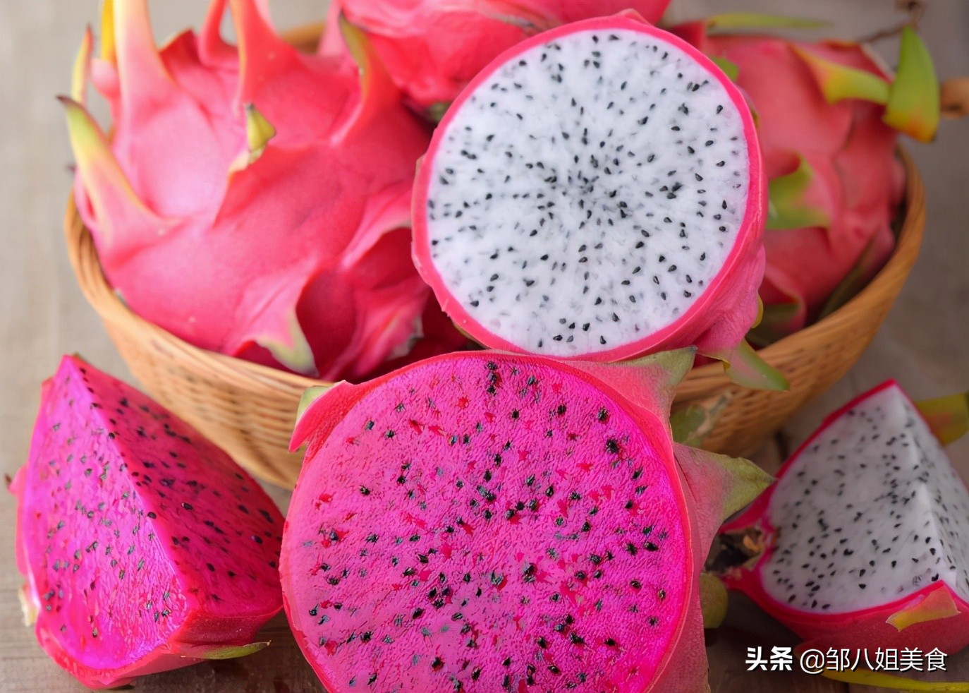 买火龙果要怎么选才知道它甜不甜,买火龙果花怎么挑选