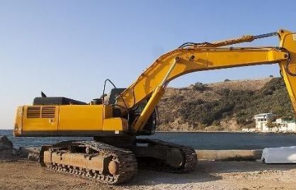 开大型挖掘机一个月工资3万,开挖掘机一个月工资1万