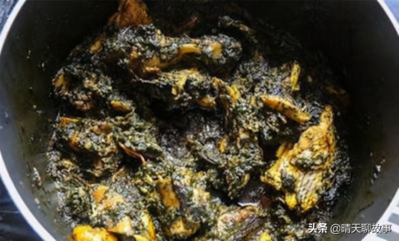 非洲5种常见的“美食”，烤蝙蝠加泥土饼，网友：好吃真香