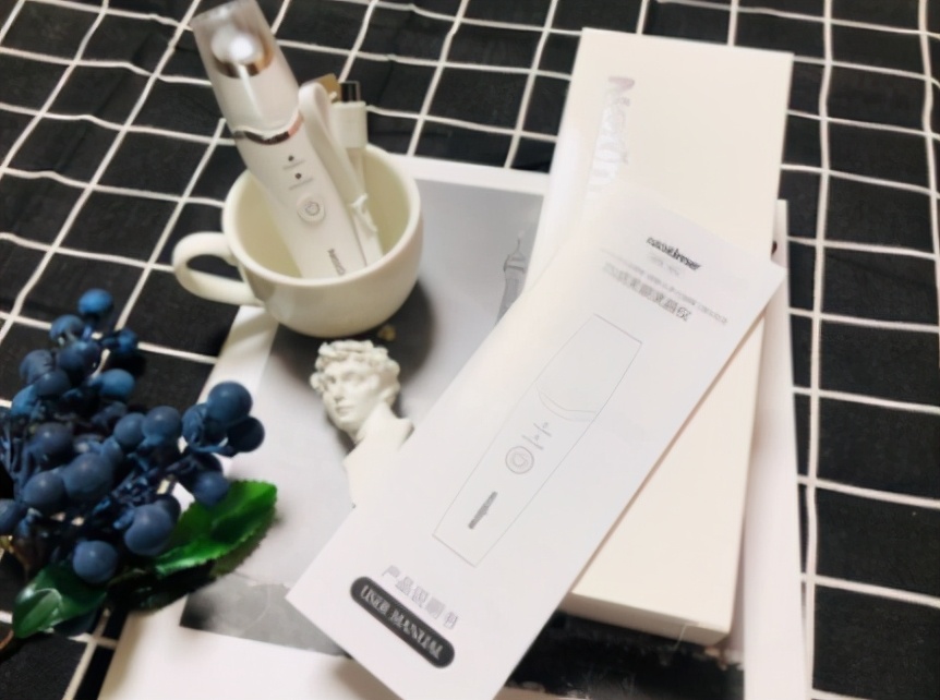 40岁女性眼袋越来越明显怎么办,40岁眼袋怎么消除小妙招