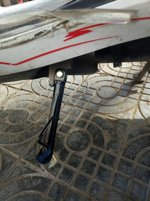 支撑杆损坏,电动车坏了推着走会影响电机吗