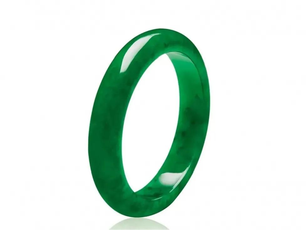 刘晓庆为什么喜欢收藏翡翠,刘晓庆哪些翡翠现在升值了