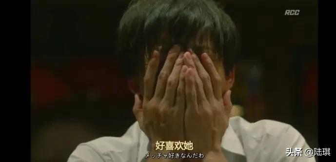 喜欢一个人十年了要不要告诉他,强烈喜欢一个人怎么办