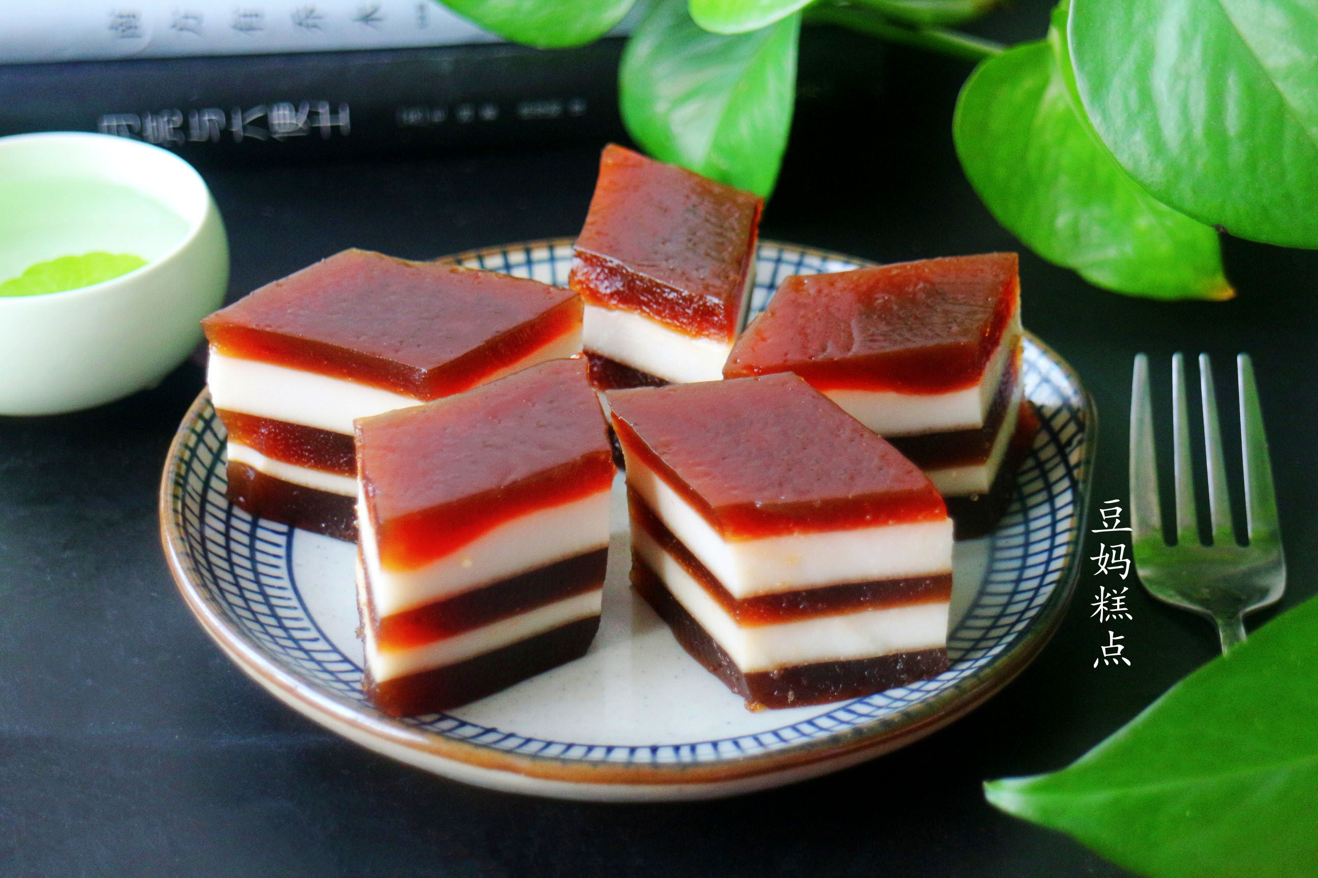 多色千层马蹄糕做法教程,超简单马蹄千层糕的做法