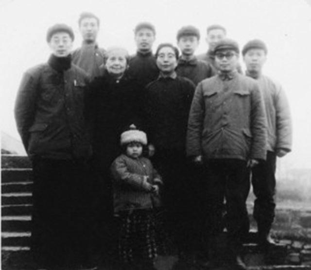 鲁迅和闰土因为什么去世,鲁迅的玩伴闰土有多惨