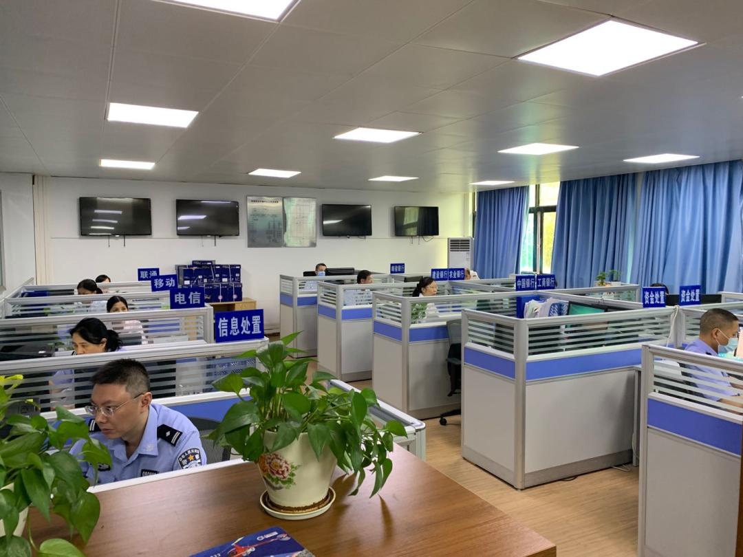 @所有珠海人，这个电话很重要，必须接听