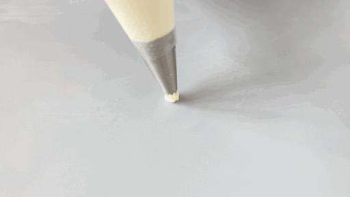 教人如何裱花视频讲解教程,蛋糕裱花必须知道的几种表现手法