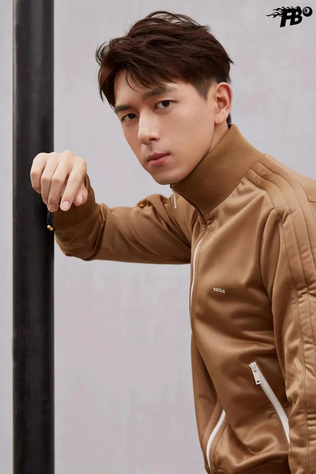 地素razzle深圳男装,地素时尚入股运动潮牌