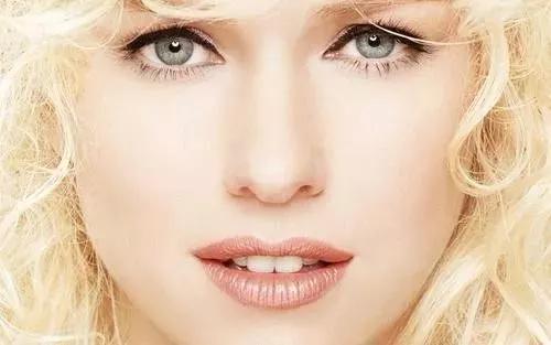 护肤品的正确涂抹方法和步骤,涂护肤品护肤手法的正确步骤