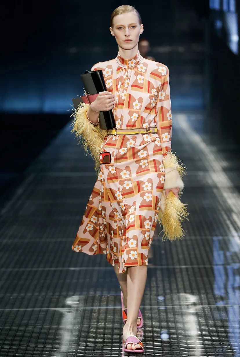 明星都穿的旗袍,中外女明星穿旗袍