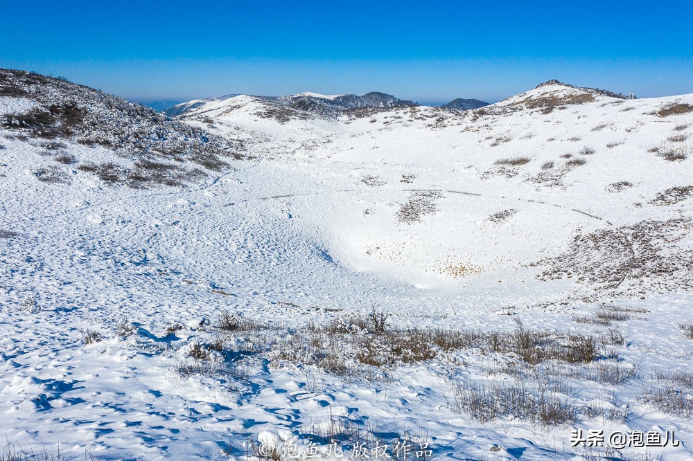 陕西秦岭发现的石头,捡石头下雪了后续