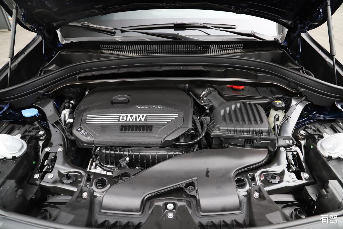 新款宝马x1三缸车主真实感受,2013款宝马x1四缸2.0t值得买吗