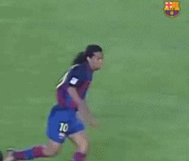 比梅西和c罗还要强的足球运动员,梅西c罗足球天赋