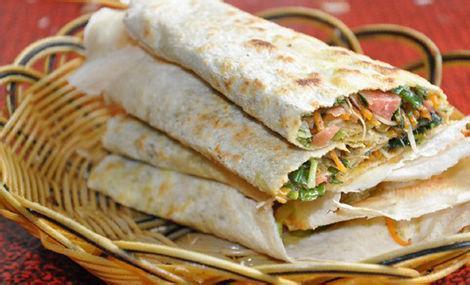 传统煎饼大概做法,山东特色煎饼的制作过程