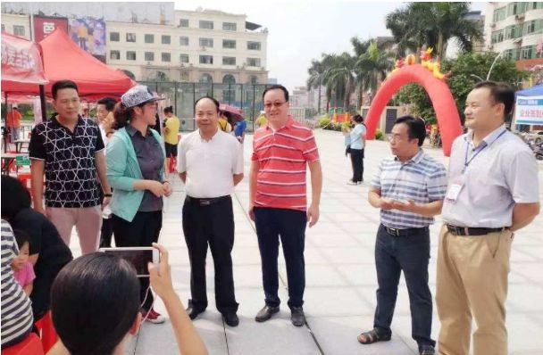 平南中心购物广场,平南县中心购物广场