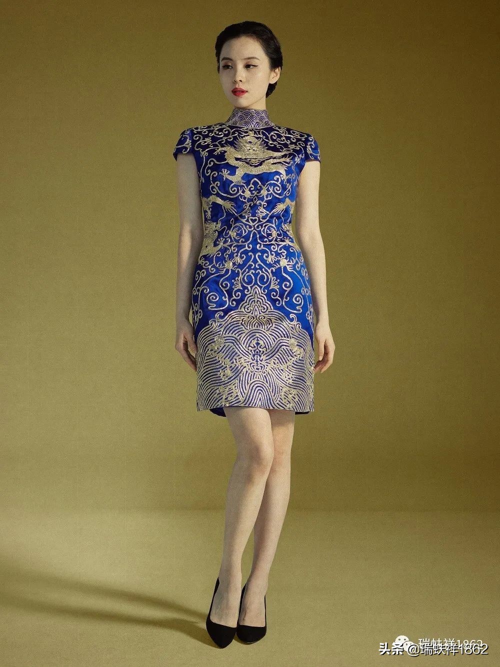 新中式旗袍图片,新中式旗袍古典