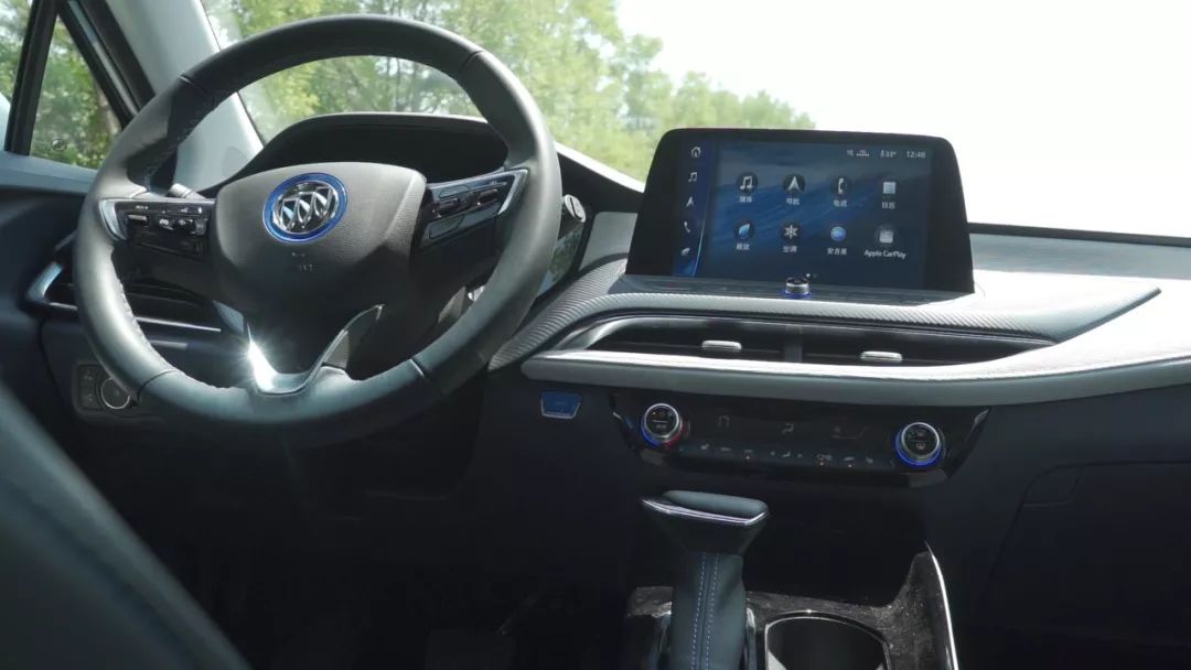 大v和大v,别克的驾驶感受比大众怎么样