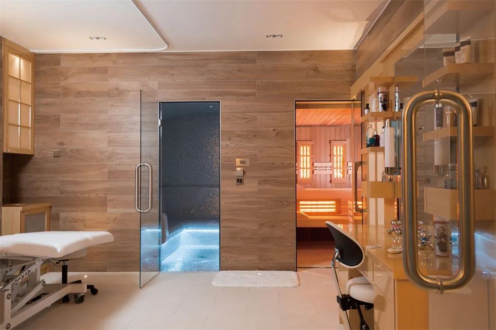 alpha桑拿房,blackpink桑拿房