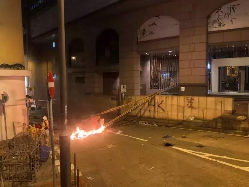 华春莹点赞特朗普,华春莹评特朗普