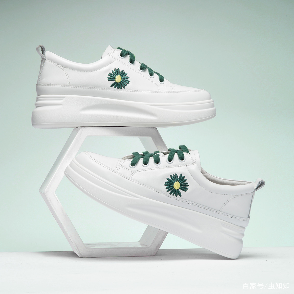 可盐可甜小可爱穿搭,可盐可甜的减龄青春感