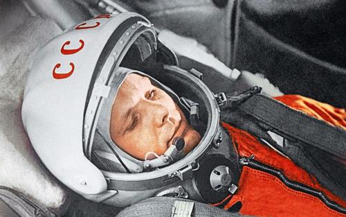 登月造假之谜,登月的真实性分析