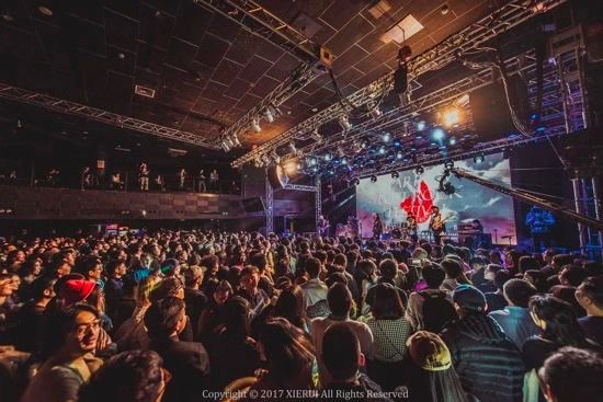 《乐队的夏天》后,摇滚乐火了,可后摇一直没人关心