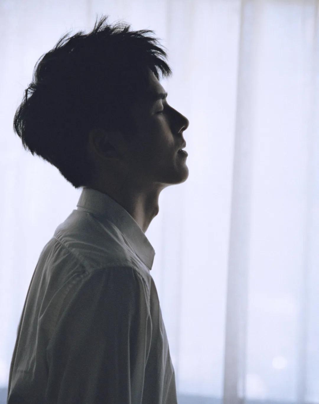 男明星注意形象,男明星绅士细节