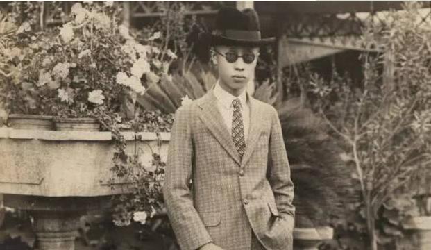 毛主席读溥仪的《我的前半生》，看后评价：我觉得这本书写得不好