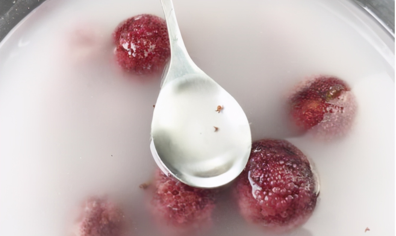 清洗杨梅汁的小窍门,清洗杨梅的正确方法