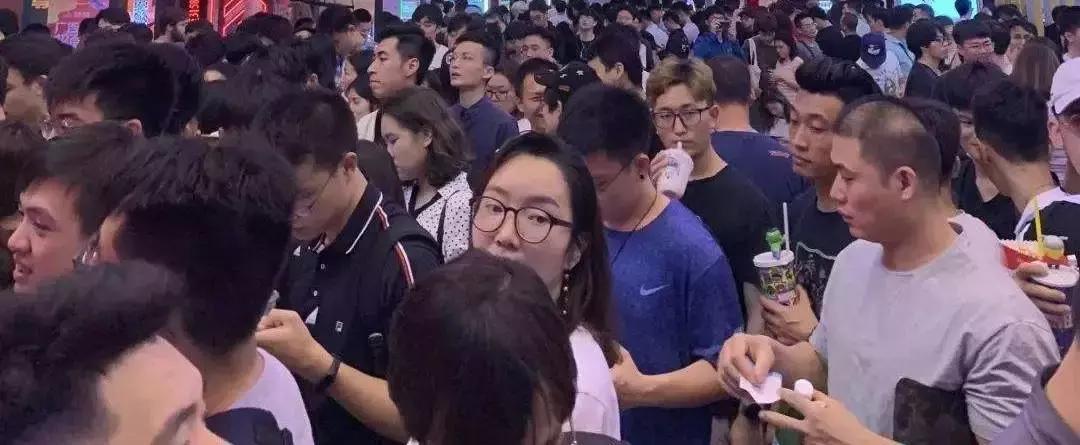 免费观影|日本超高口碑电影专场放映，*夜电午**影院等你来解锁