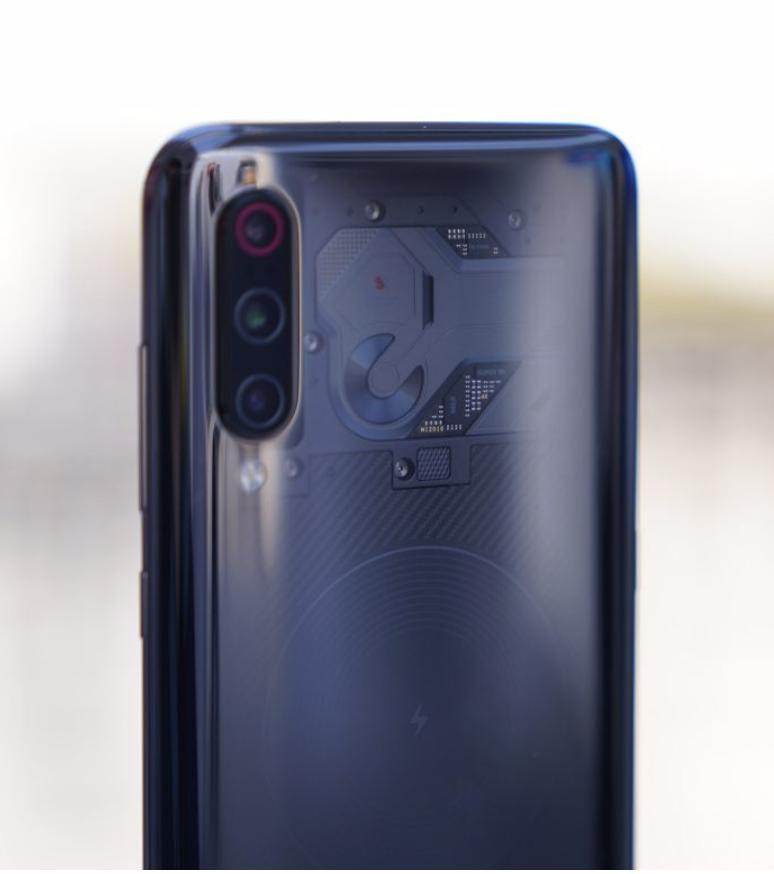 小米2999元的手机,3000元小米旗舰